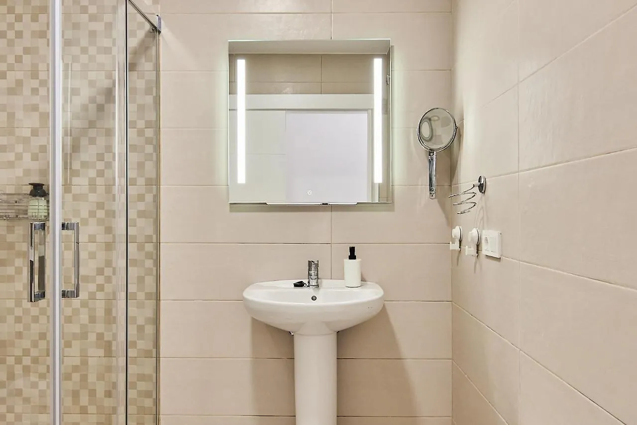 Redo Home Little Apartments Cadiz